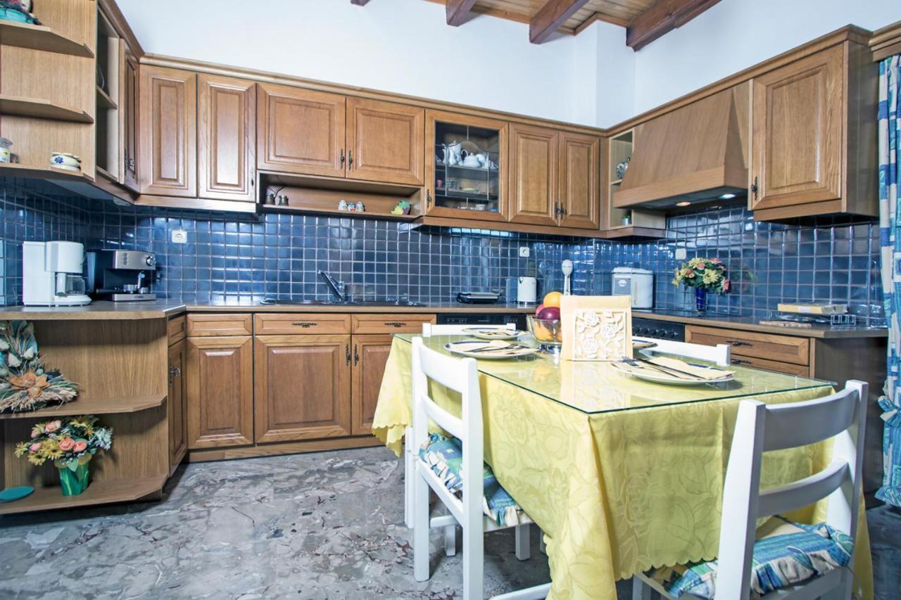 Villa Victoria Corfu Ágios Matthaíos エクステリア 写真